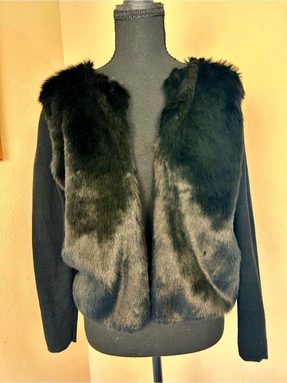 Banana Republic Black Faux Fur Front Knit Jacket